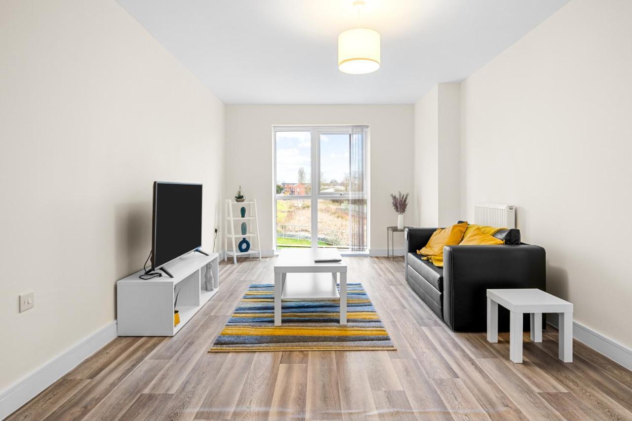 Near Royal Hospital, Free Parking Apartment